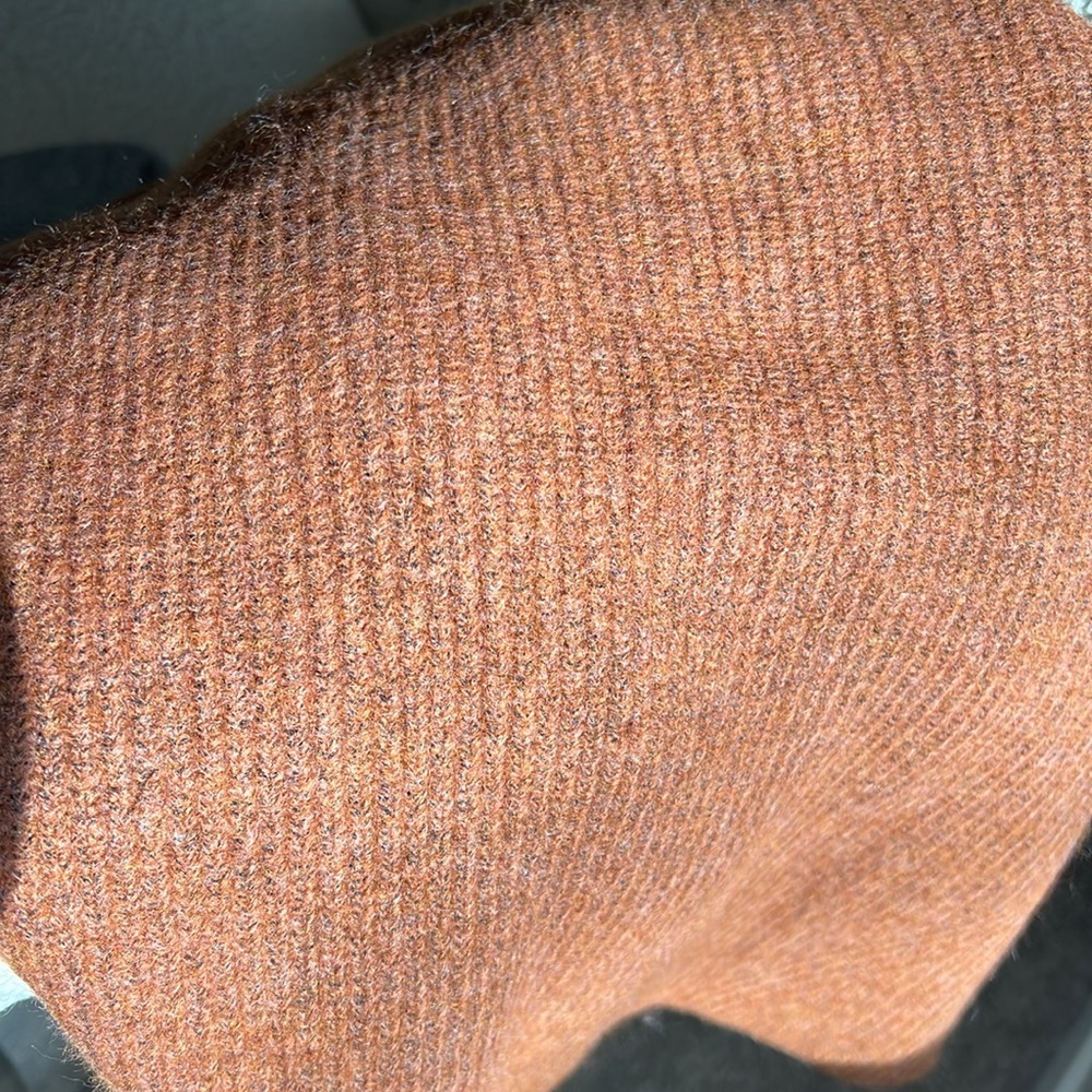 Pierce sweater - Picture 4 of 4